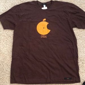 Men’s Wallace designer t shirt.